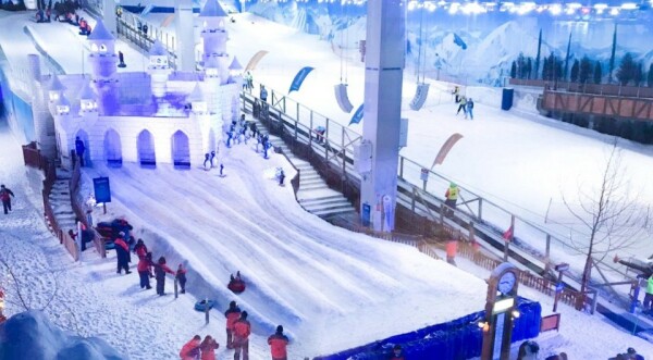 An image of the interior of Snowland, Brazil.